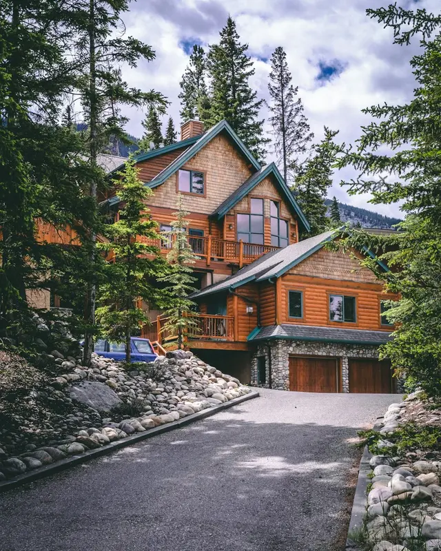 Dignified.Homes Premium Domain